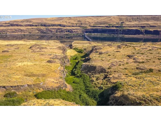 $999,000 | 9230 State Route 14, Wishram, WA 98673