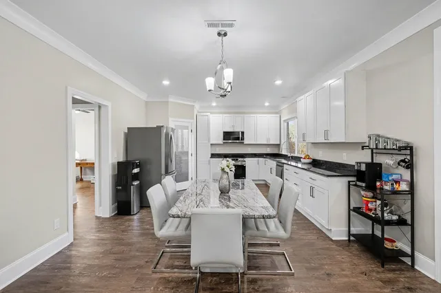 $950,000 | 1645 Old Lewisburg Highway, Columbia, TN 38401