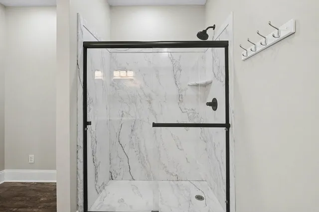 $950,000 | 1645 Old Lewisburg Highway, Columbia, TN 38401