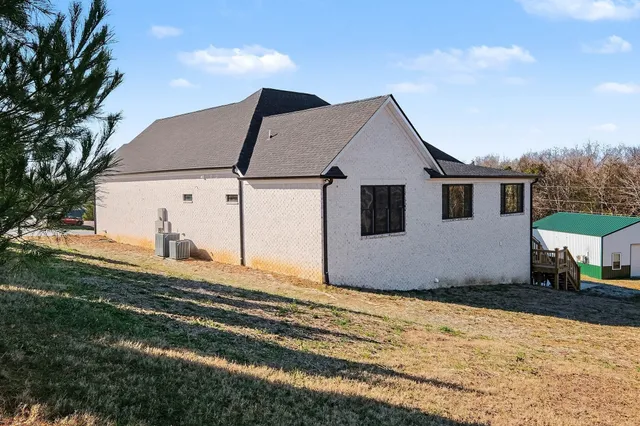 $950,000 | 1645 Old Lewisburg Highway, Columbia, TN 38401