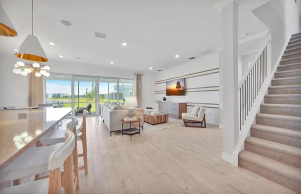 a black and white photo of a bathroom