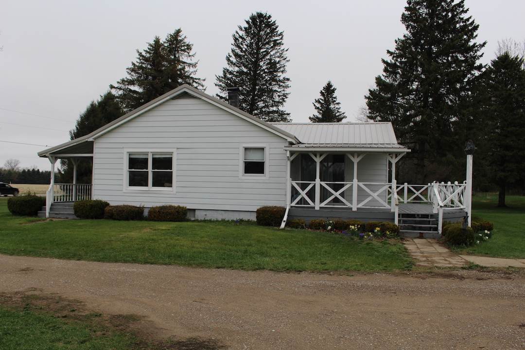 6179 South Crawford Road Mount Pleasant, MI 48858 - Photo 23 of 23 1845546-22.JPG