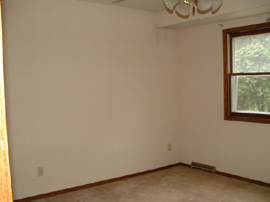 3003 Norway Pine Road Rockford, IL 61109 - Photo 9 of 11 Gallery Image 9