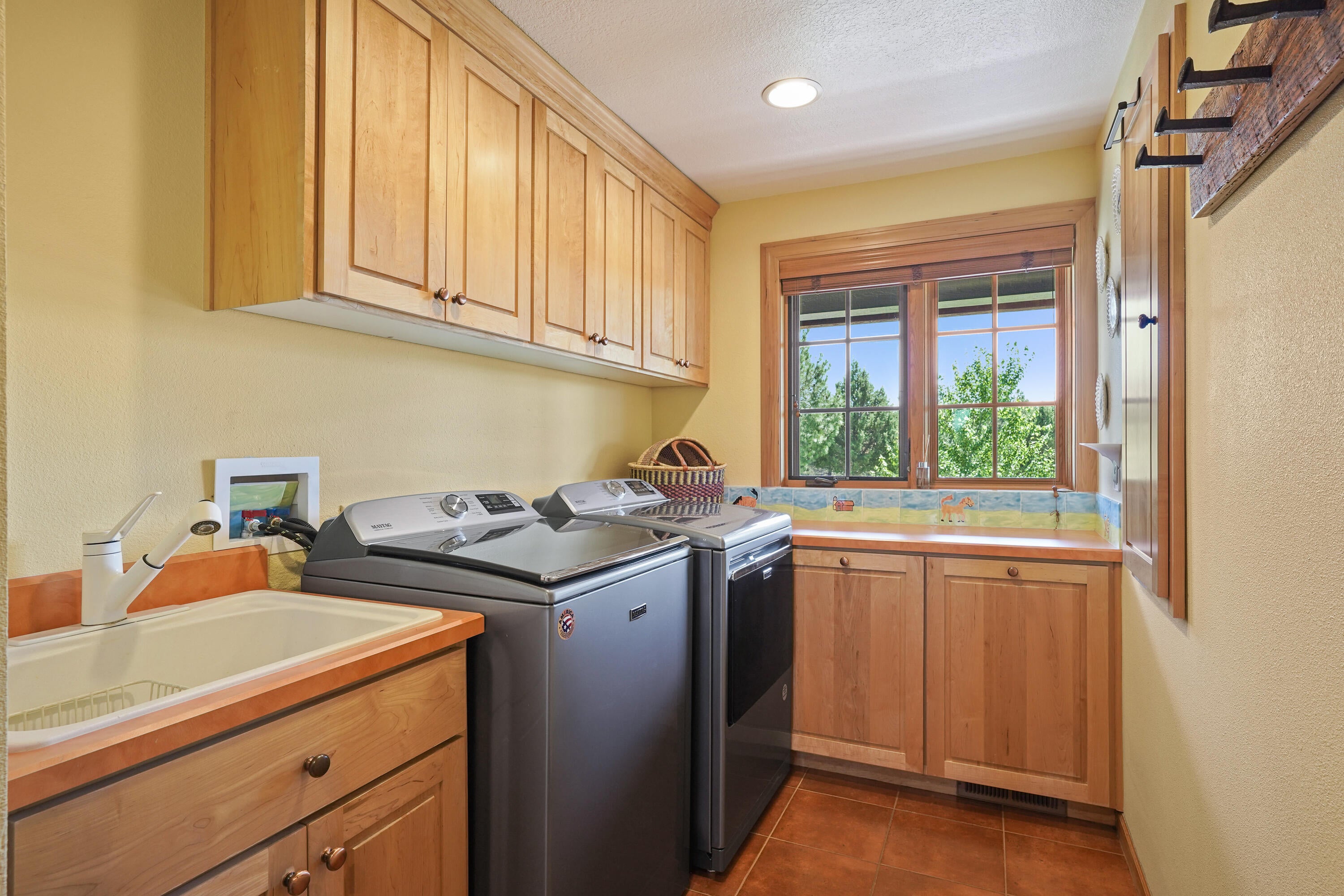 18611 Couch Market Road Bend, OR 97703 - Photo 31 of 55 31