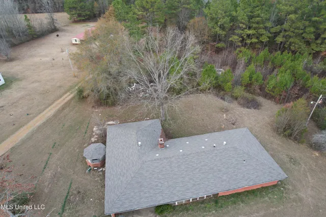 $240,000 | 3960 Highway 16, Canton, MS 39046