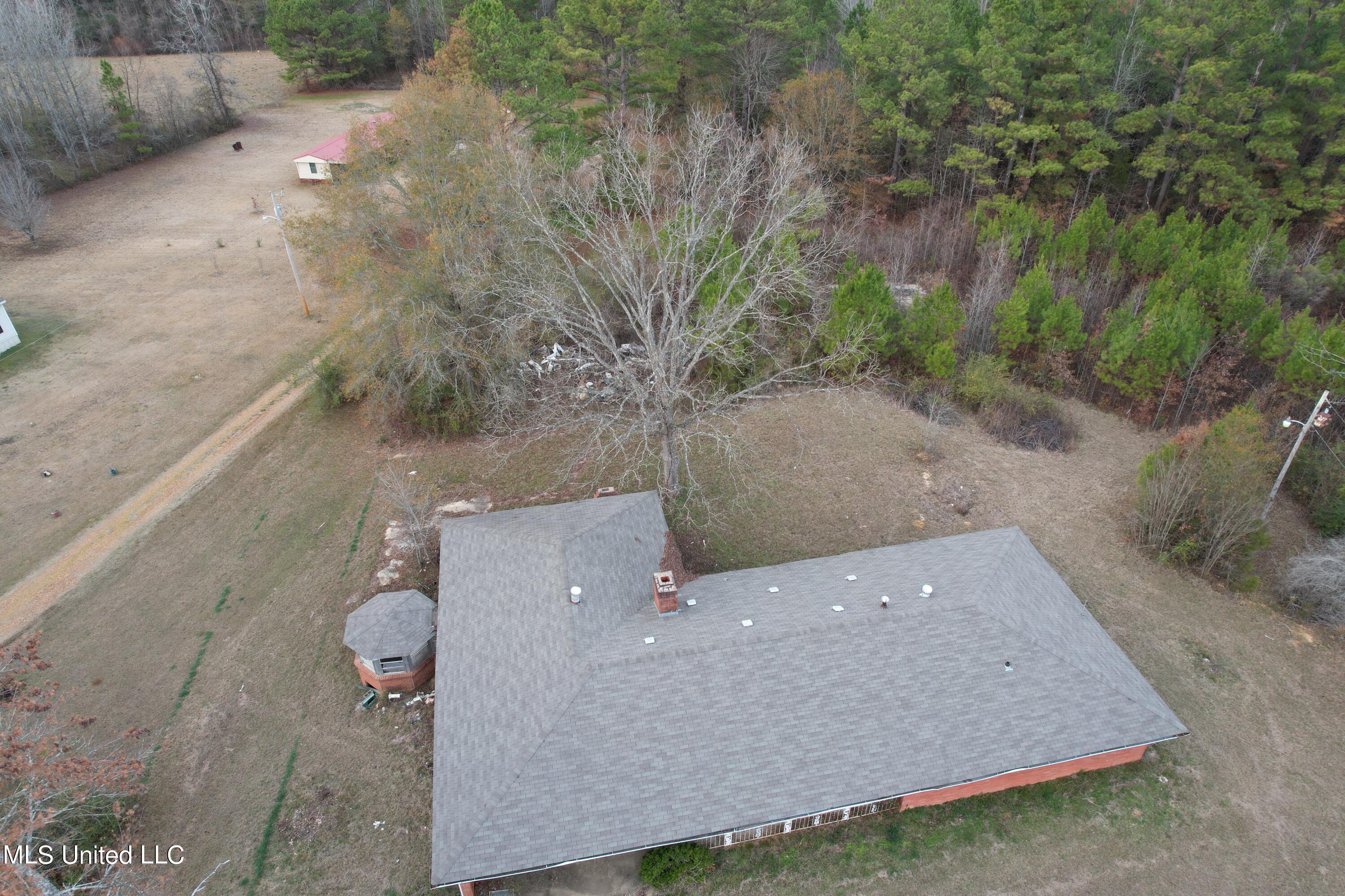 3960 Highway 16 Canton, MS 39046 - Photo 8 of 19 DJI_0883