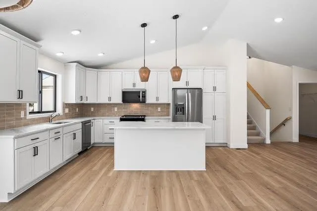 $649,900 | 22544 Raven Street Northwest, Oak Grove, MN 55005