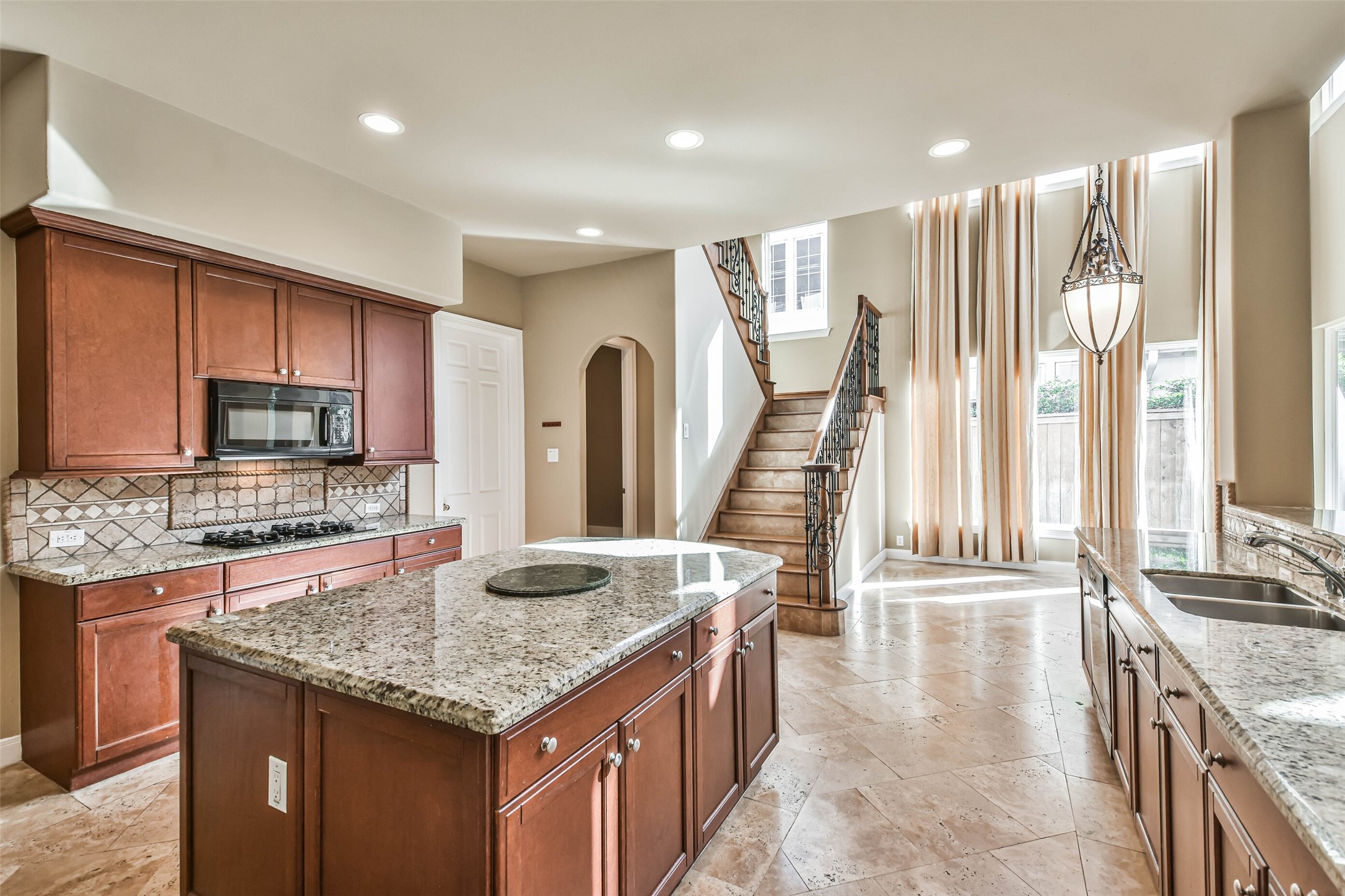 11511 Gallant Ridge Lane Houston, TX 77082 - Photo 14 of 50