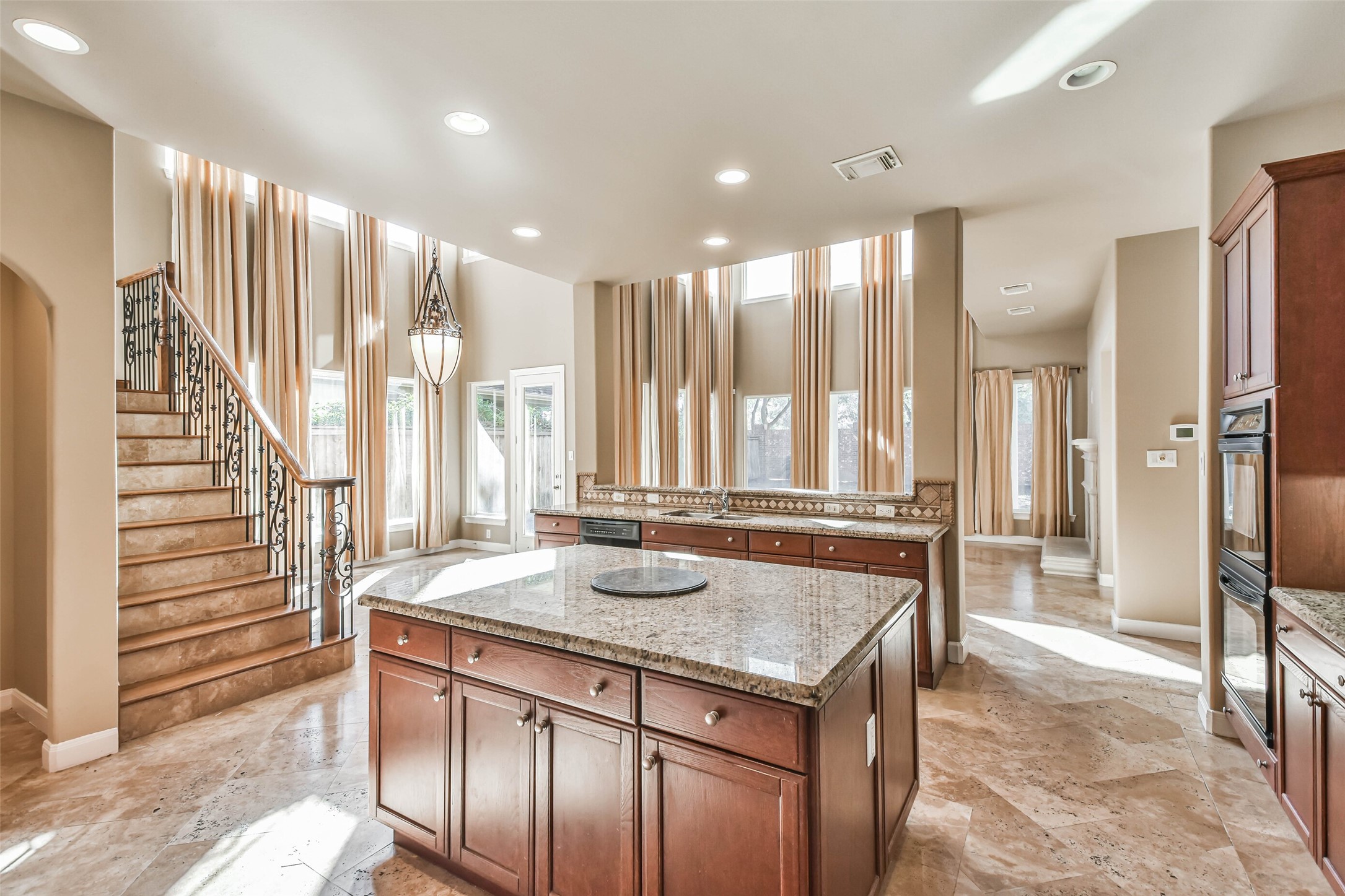 11511 Gallant Ridge Lane Houston, TX 77082 - Photo 15 of 50