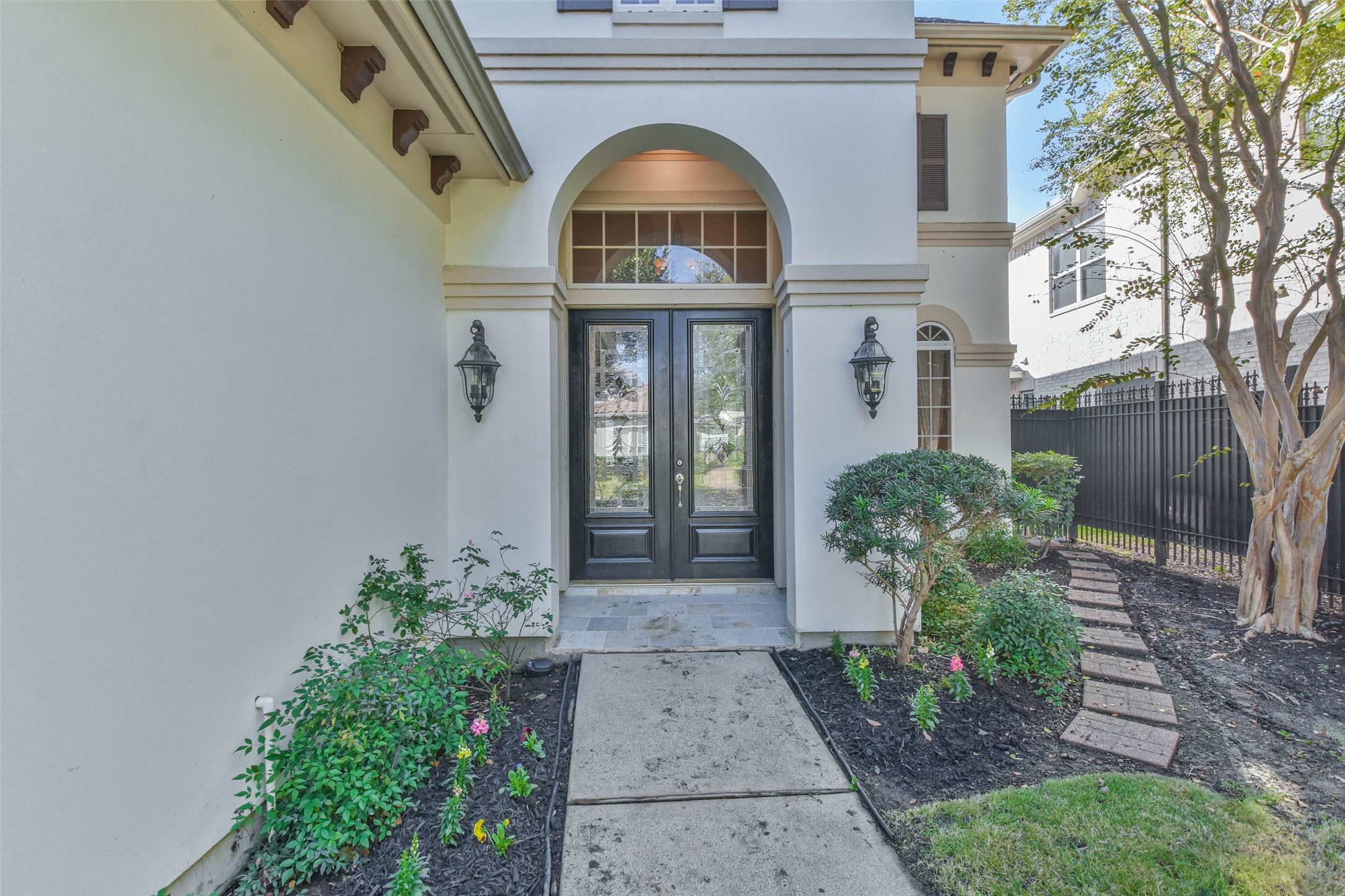 11511 Gallant Ridge Lane Houston, TX 77082 - Photo 2 of 50