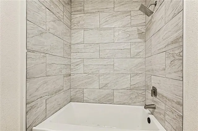 $290,000 | 6221 North Wheeling Avenue, Kansas City, MO 64119