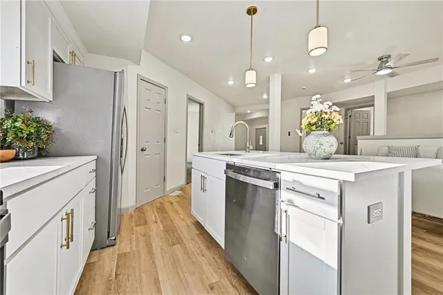 $290,000 | 6221 North Wheeling Avenue, Kansas City, MO 64119