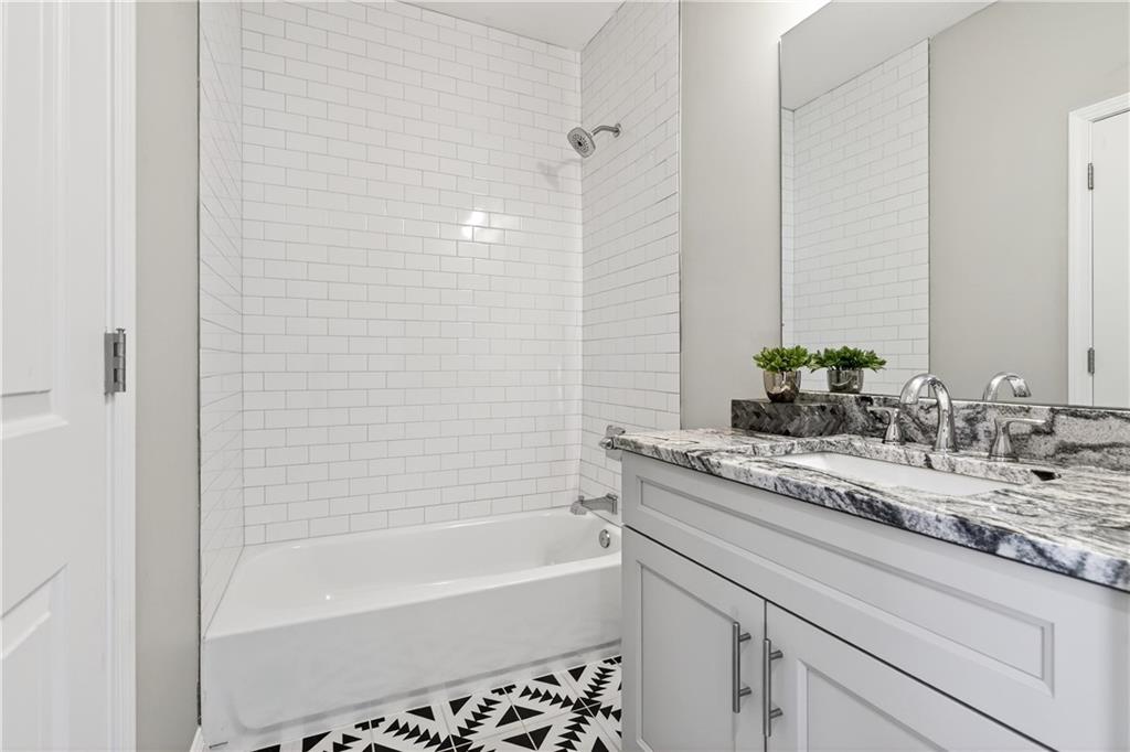 2085 Dellwood Place Decatur, GA 30032 - Photo 16 of 34