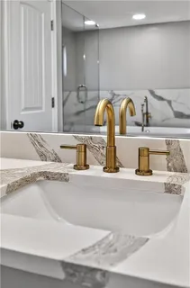 a close view of sink and tap