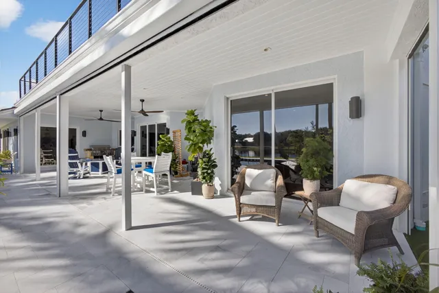 $2,595,000 | 18145 Southeast Heritage Drive, Tequesta, FL 33469