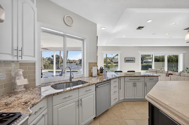 $2,595,000 | 18145 Southeast Heritage Drive, Tequesta, FL 33469