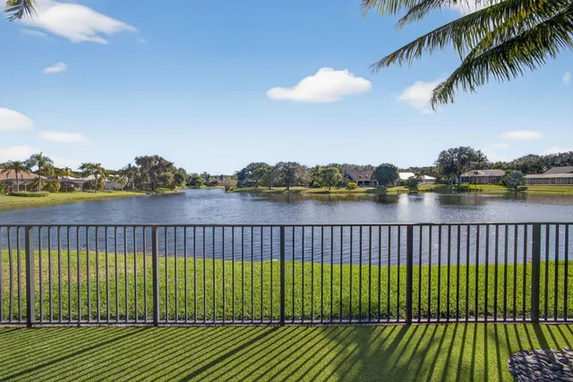$2,595,000 | 18145 Southeast Heritage Drive, Tequesta, FL 33469
