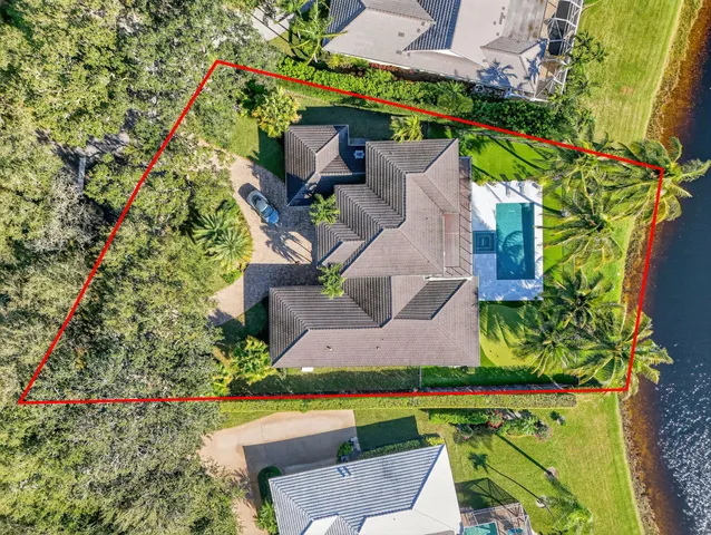 $2,595,000 | 18145 Southeast Heritage Drive, Tequesta, FL 33469