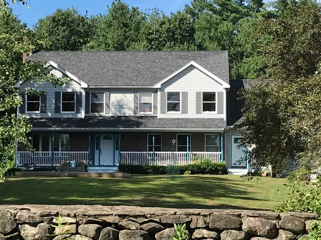 $850,000 | 51 Zion Hill Road, Salem, NH 03079