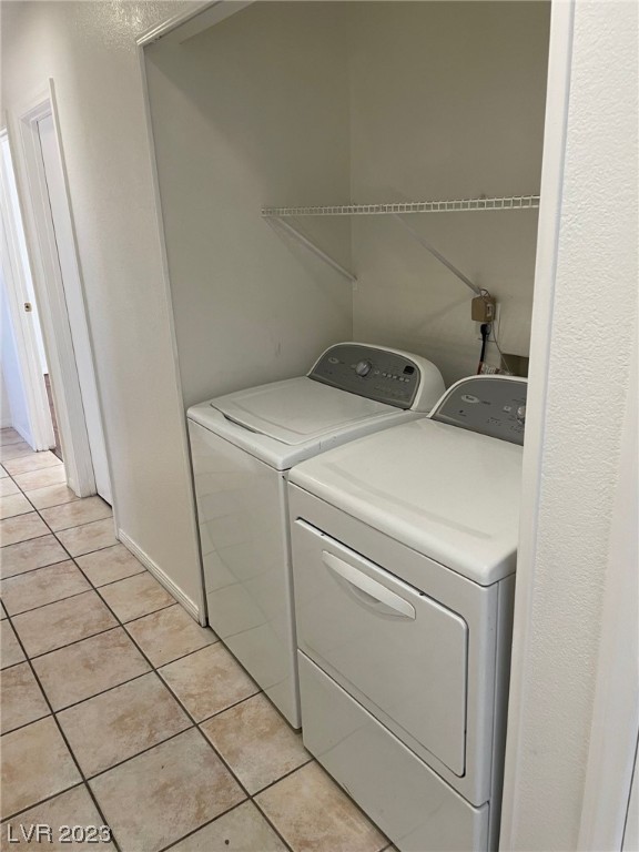 129 Maple Street Henderson, NV 89015 - Photo 24 of 38