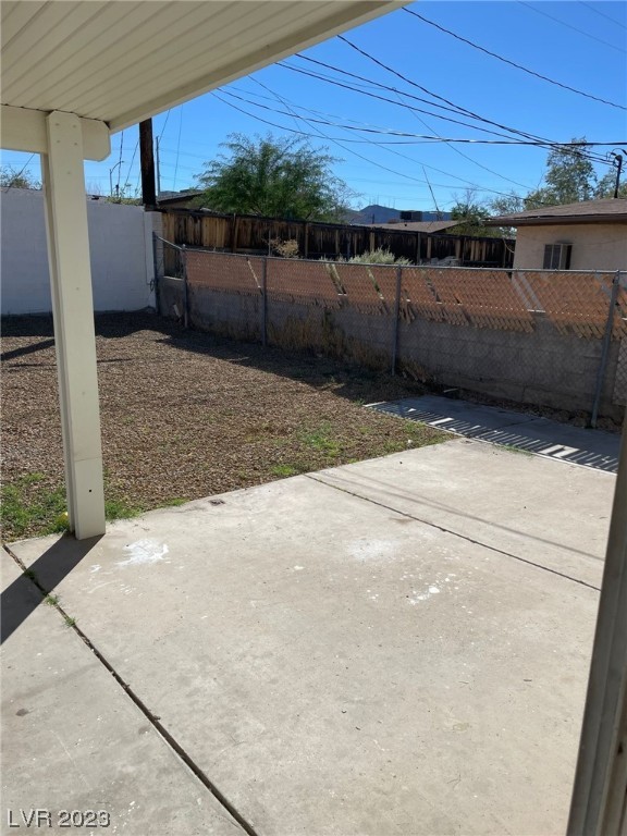 129 Maple Street Henderson, NV 89015 - Photo 32 of 38