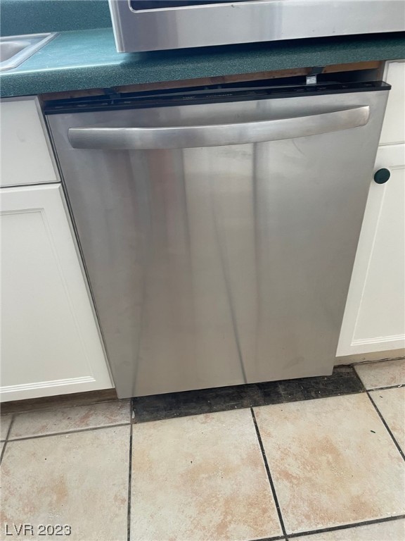 129 Maple Street Henderson, NV 89015 - Photo 7 of 38