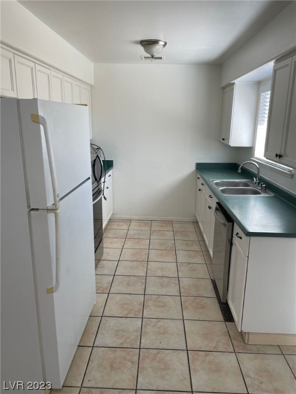 129 Maple Street Henderson, NV 89015 - Photo 10 of 38