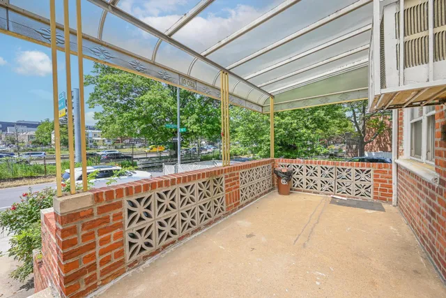 $1,188,000 | 150-01 Horace Harding Expressway | Queensboro Hill