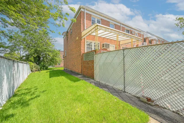 $1,188,000 | 150-01 Horace Harding Expressway | Queensboro Hill