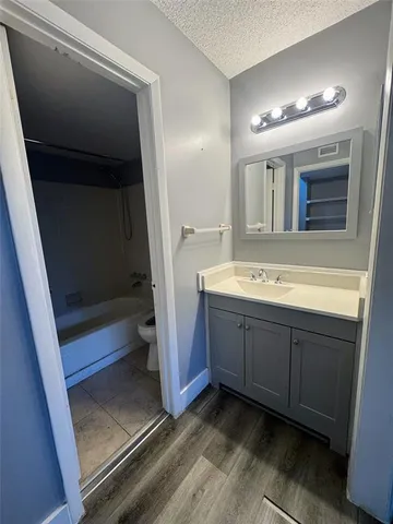 $1,600 | 4361 West McNab Road, Unit 17, Pompano Beach, FL 33069