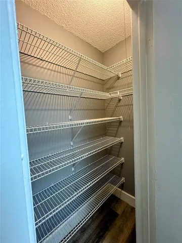 $1,600 | 4361 West McNab Road, Unit 17, Pompano Beach, FL 33069