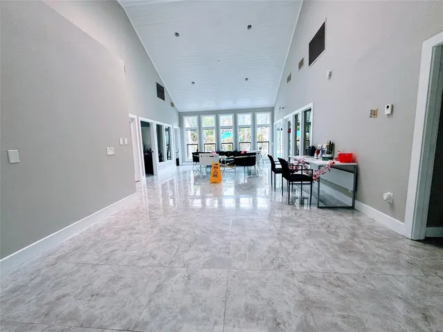 $1,600 | 4361 West McNab Road, Unit 17, Pompano Beach, FL 33069