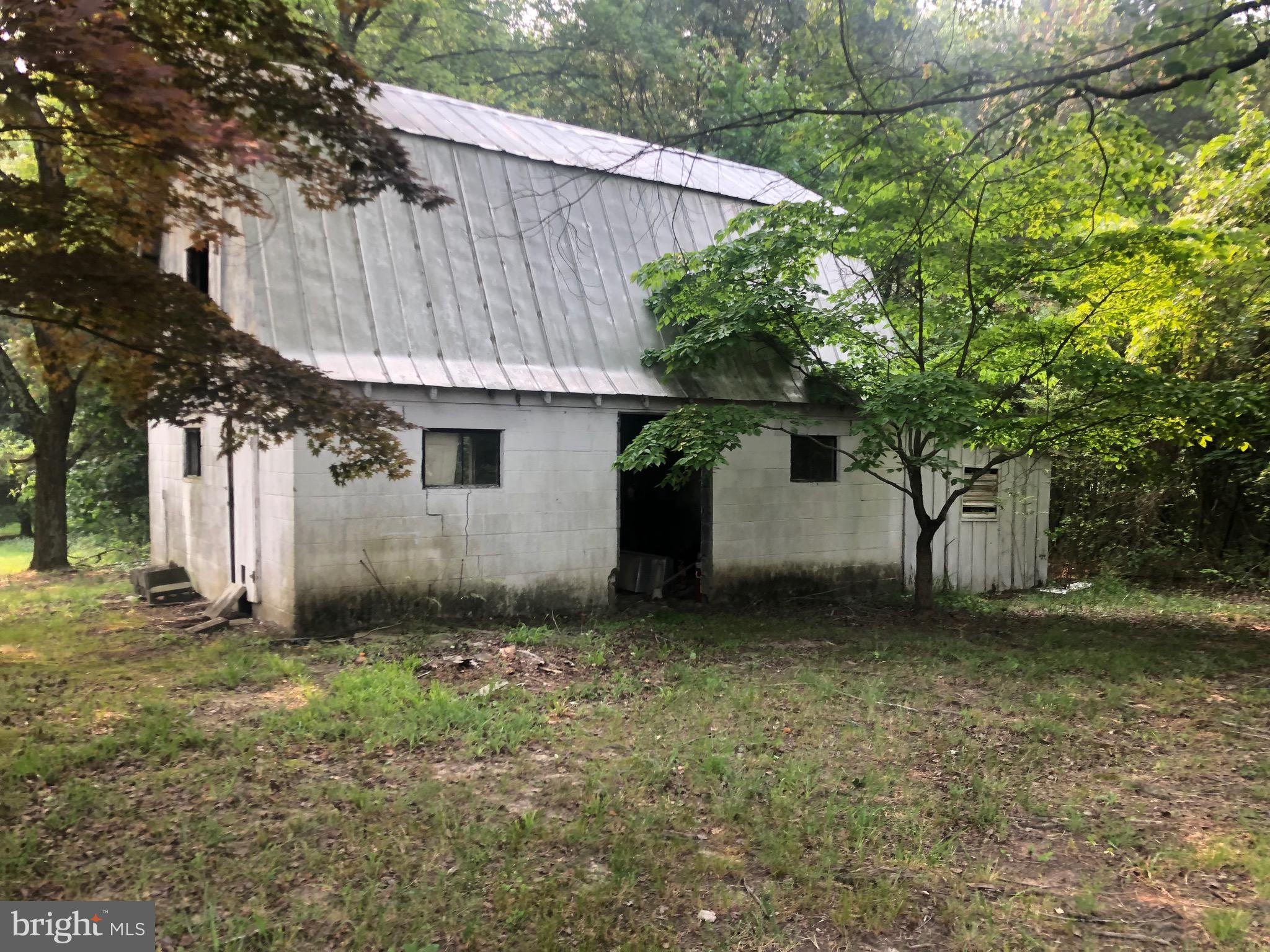 8115 Greenwich Road Catlett, VA 20119 - Photo 4 of 4 LARGE SHED