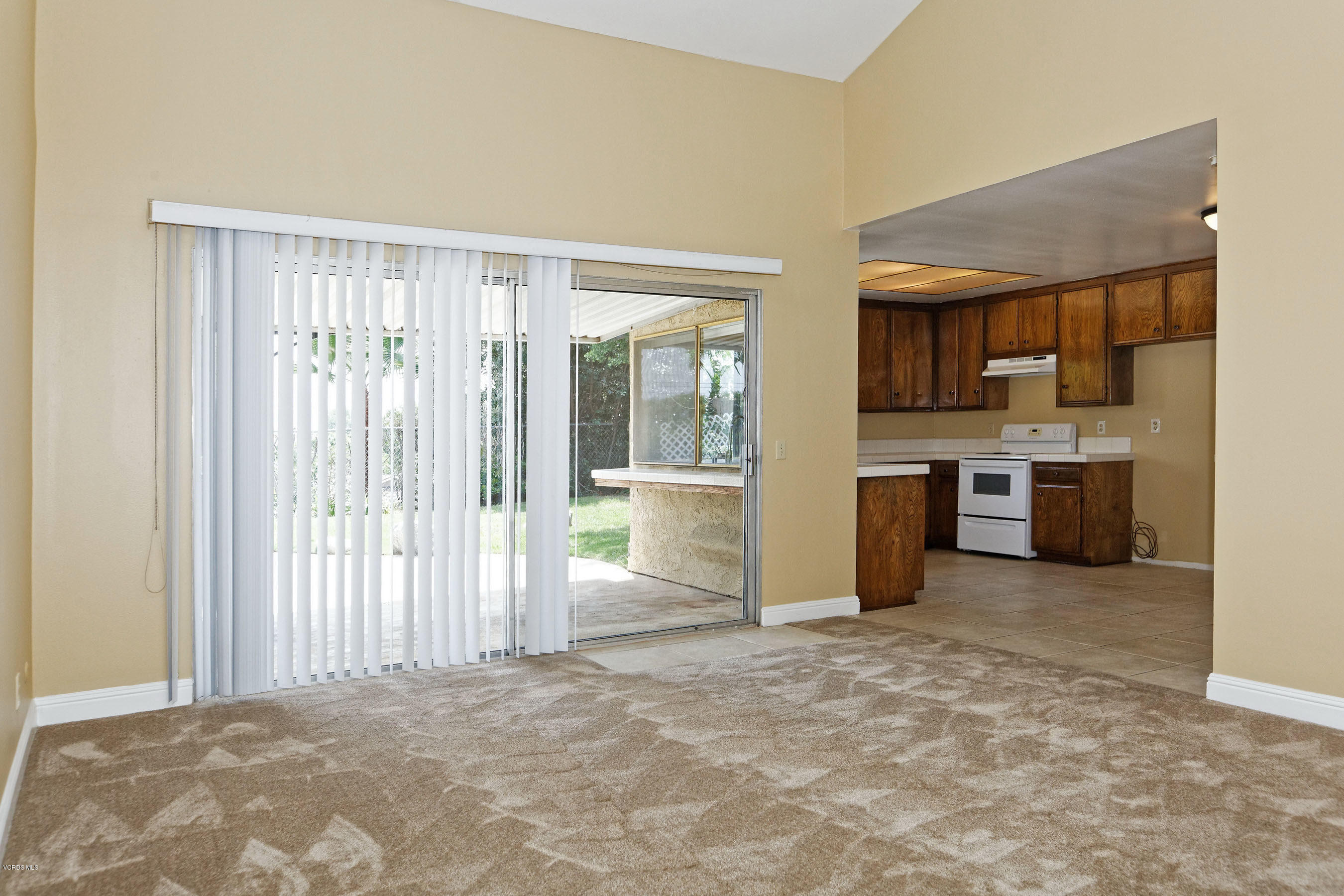 4774 Summit Avenue Simi Valley, CA 93063 - Photo 16 of 40 19
