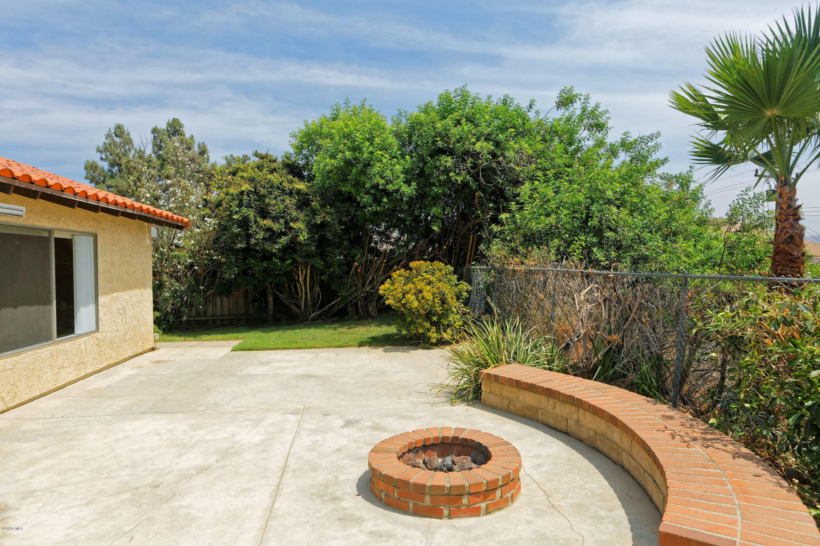 4774 Summit Avenue Simi Valley, CA 93063 - Photo 33 of 40 35