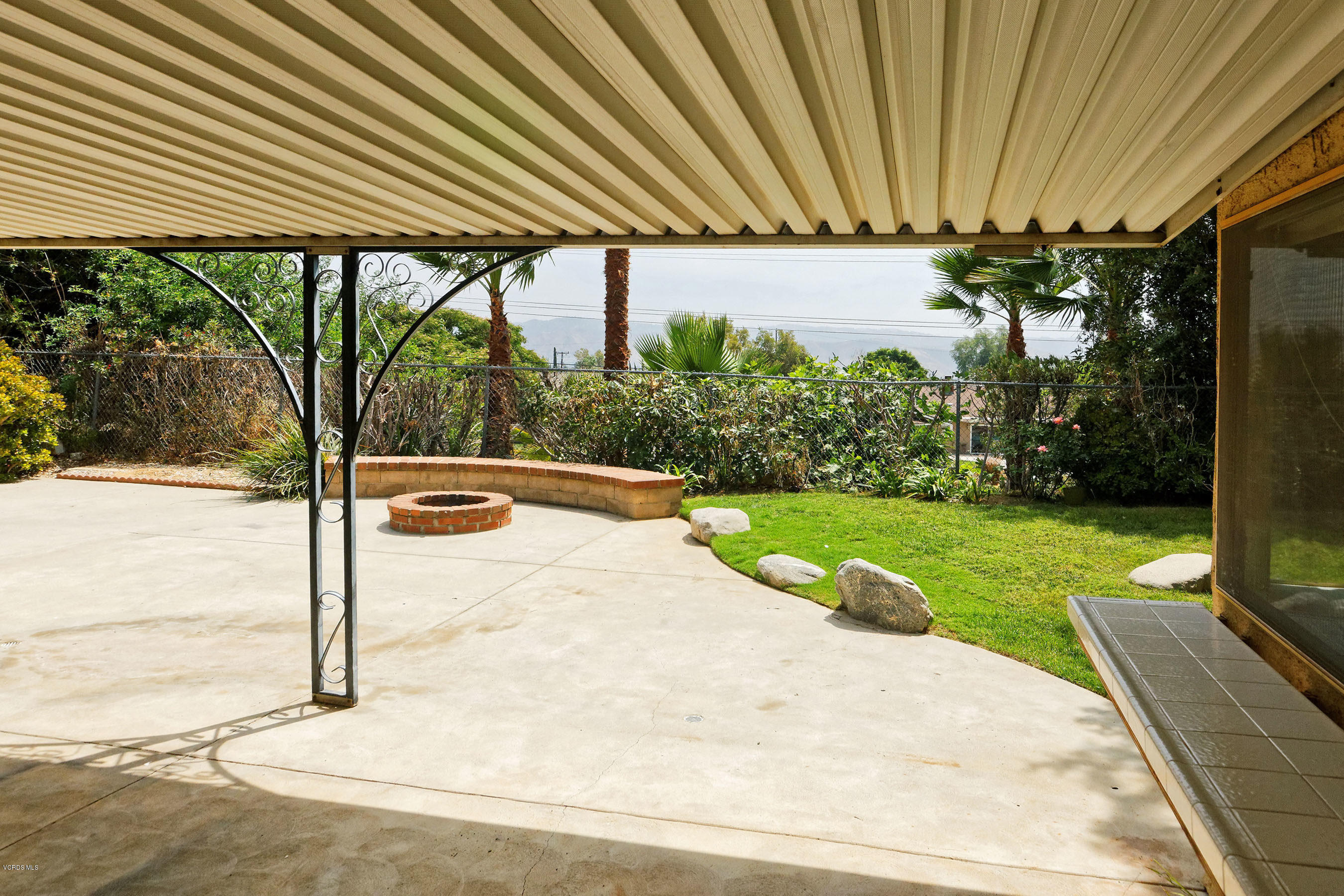 4774 Summit Avenue Simi Valley, CA 93063 - Photo 38 of 40 40