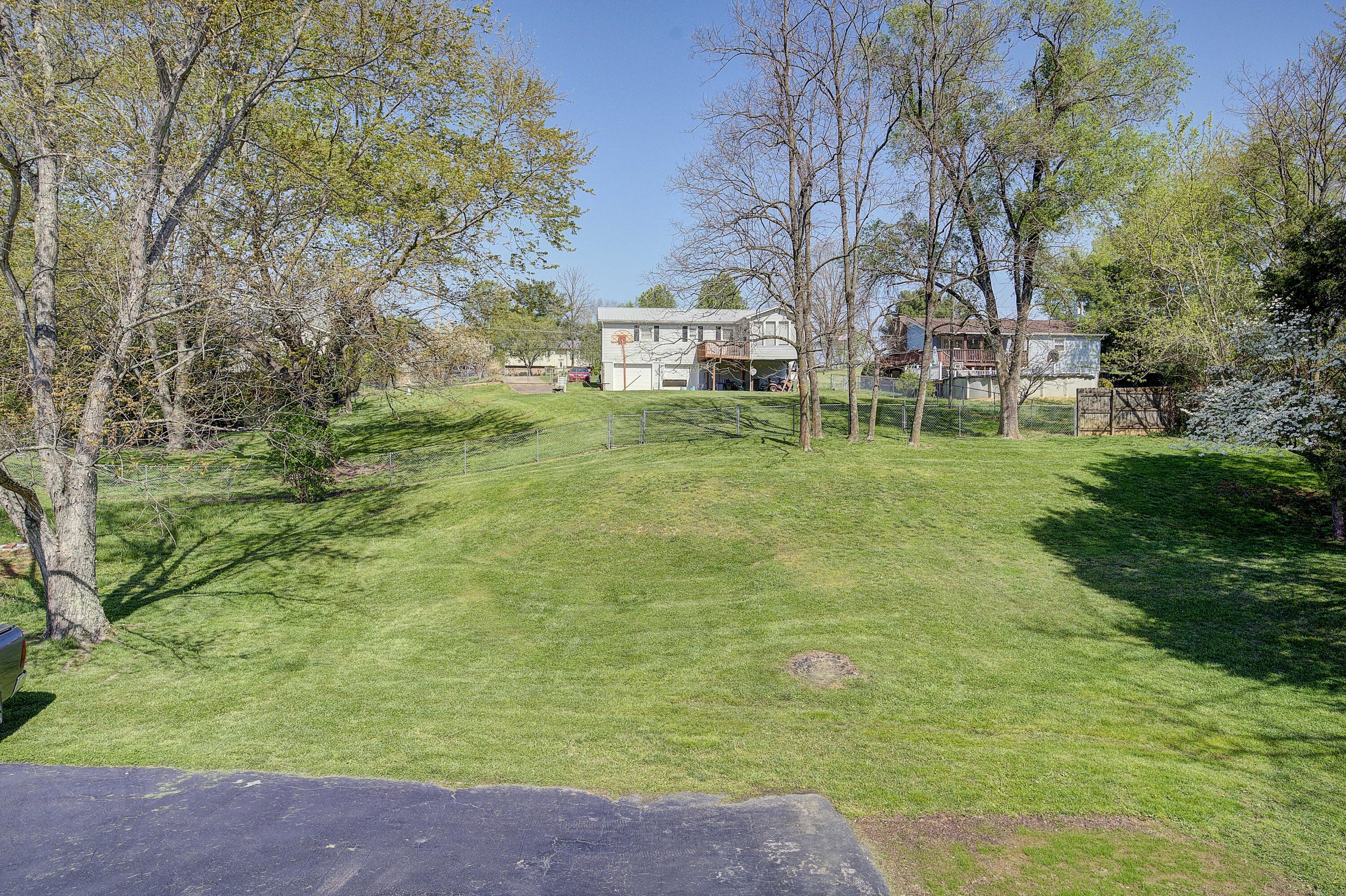 279 Gray Station Road Gray, TN 37615 - Photo 35 of 36 gray-36