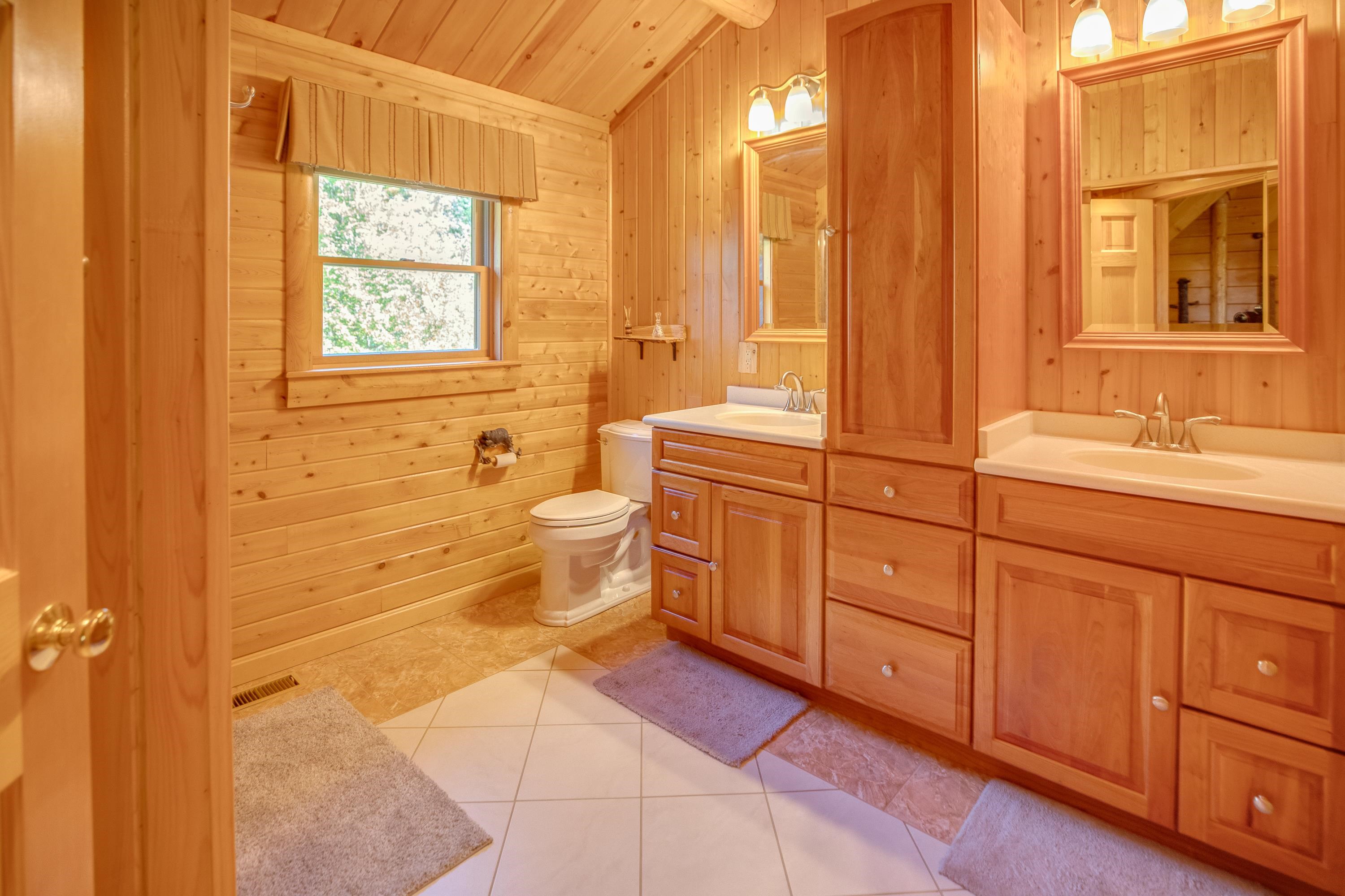 55 Crane Road Whitefield, NH 03598 - Photo 14 of 40