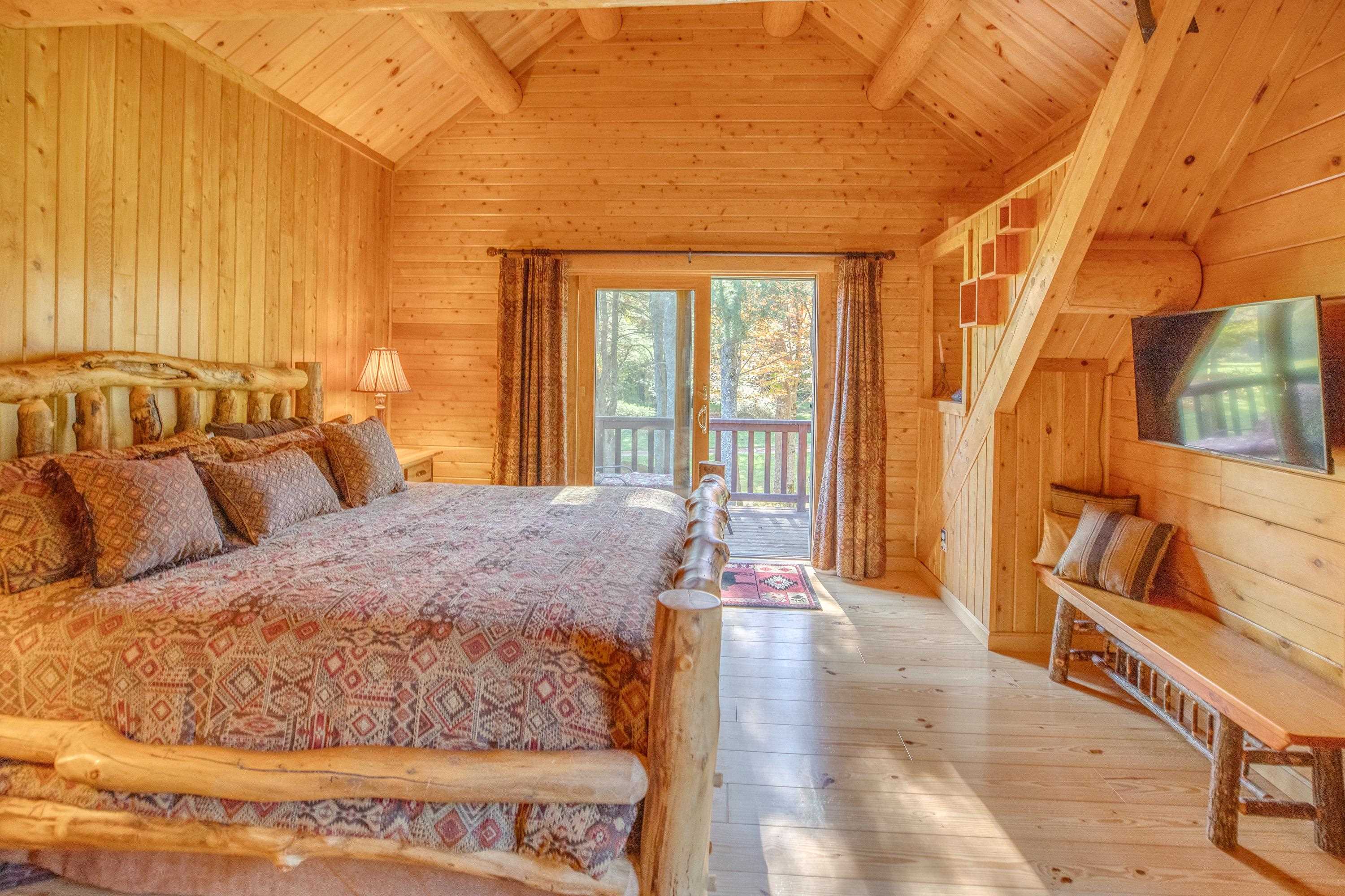 55 Crane Road Whitefield, NH 03598 - Photo 17 of 40