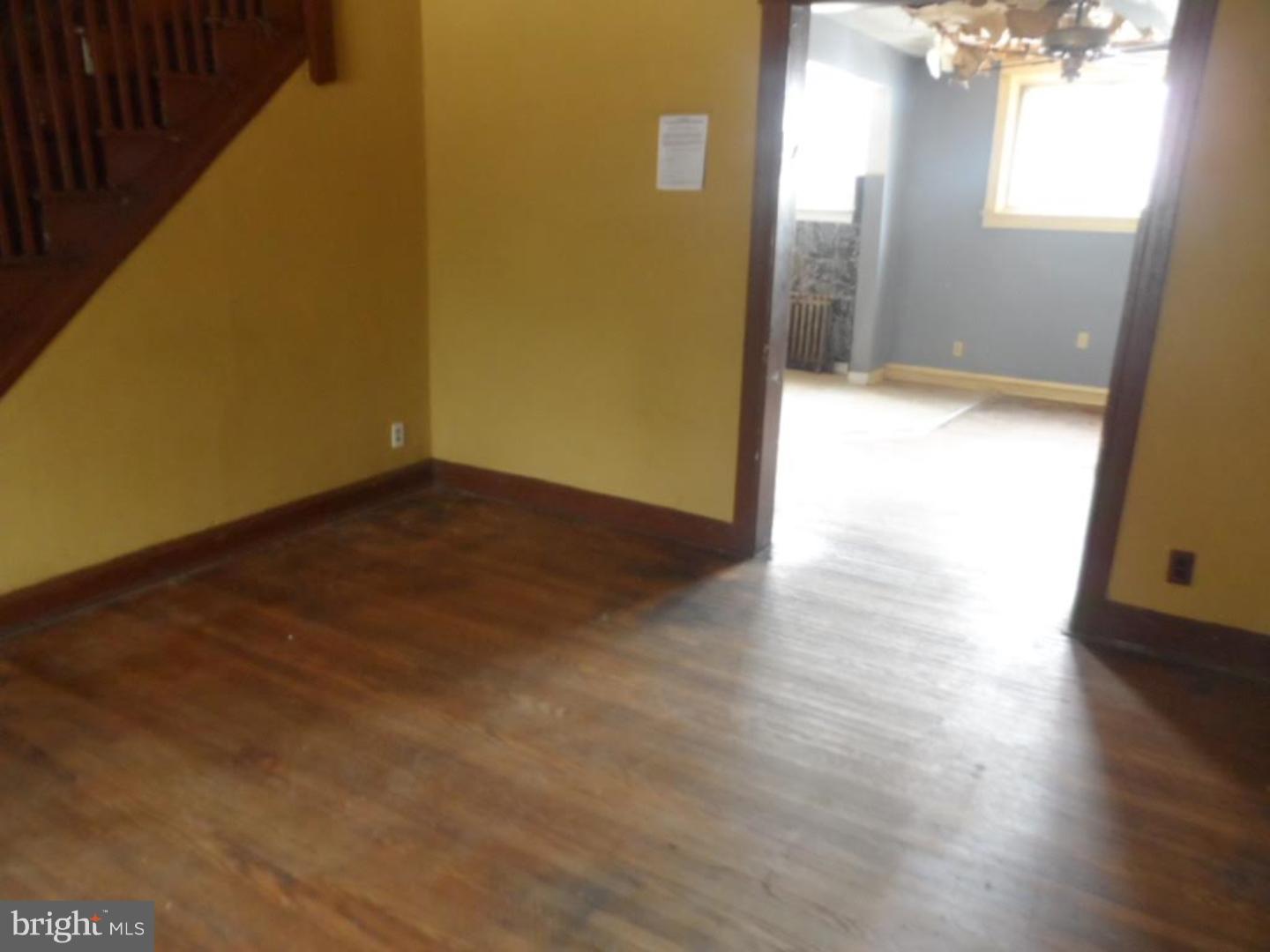 232 Kent Road Upper Darby, PA 19082 - Photo 4 of 8