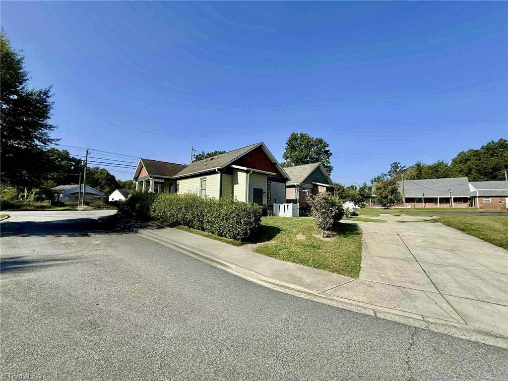 2127 McConnell Road Greensboro, NC 27401 - Photo 7 of 8 Tons of parking