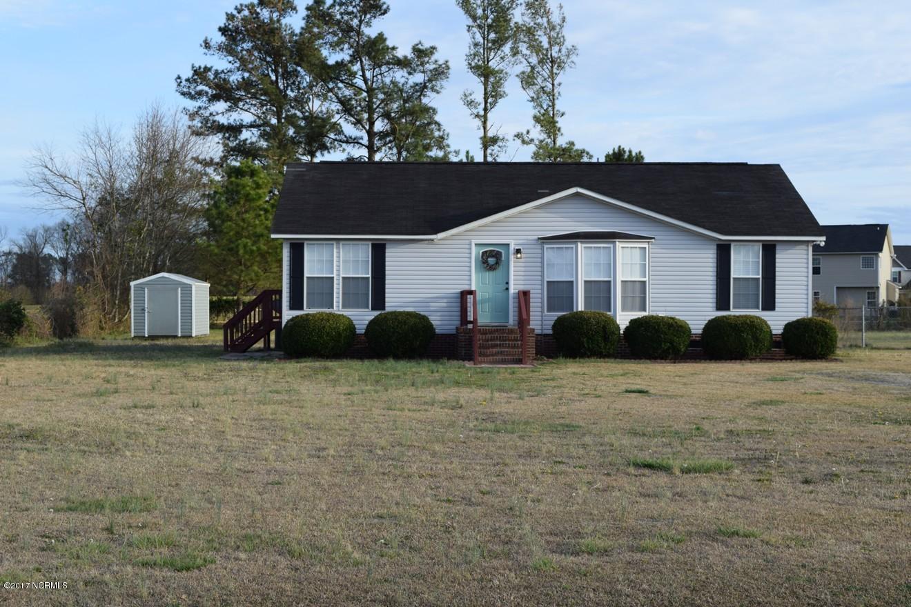 314 Core Road Richlands, NC 28574 - Photo 1 of 27 DSC_0370