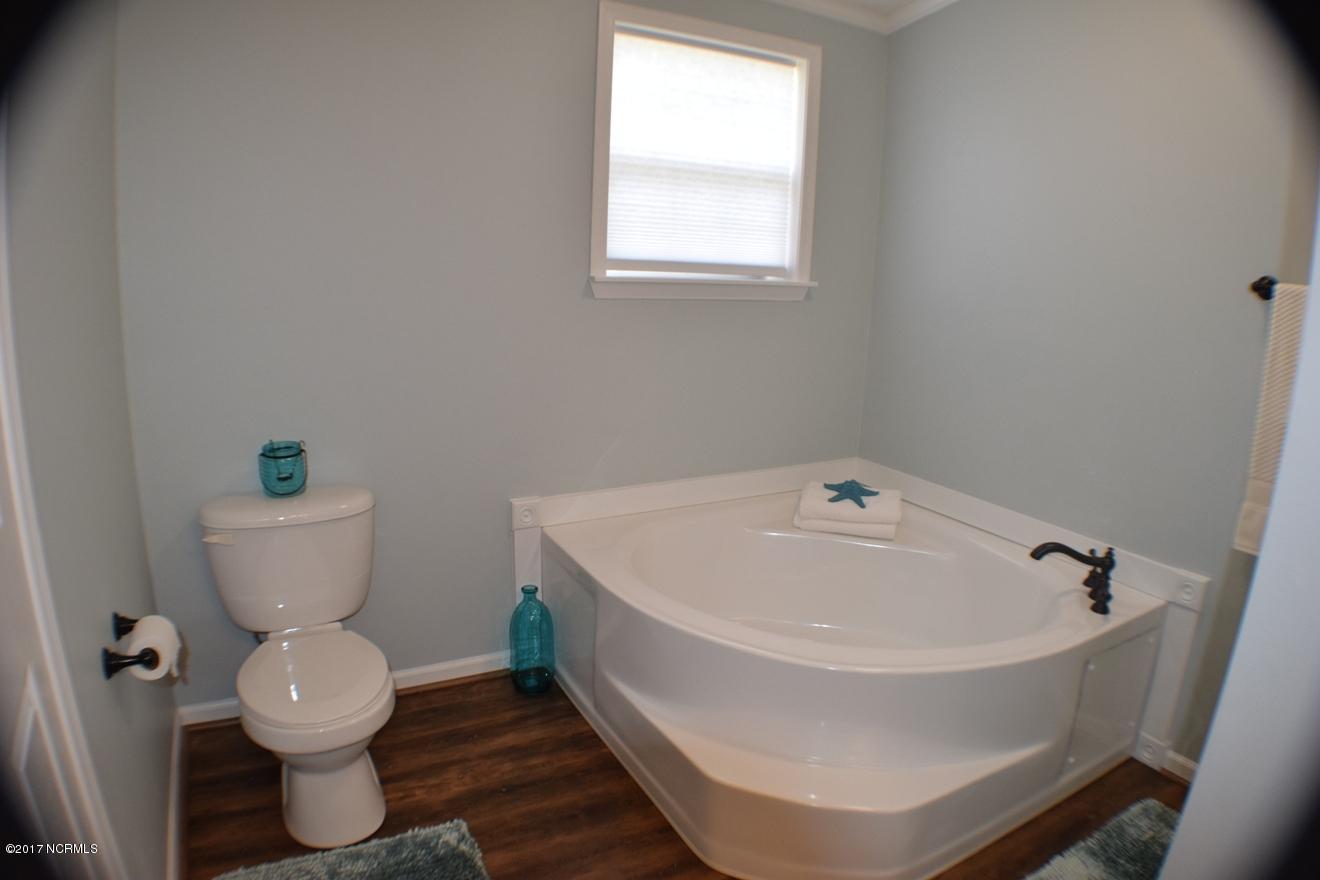 314 Core Road Richlands, NC 28574 - Photo 21 of 27 DSC_0321