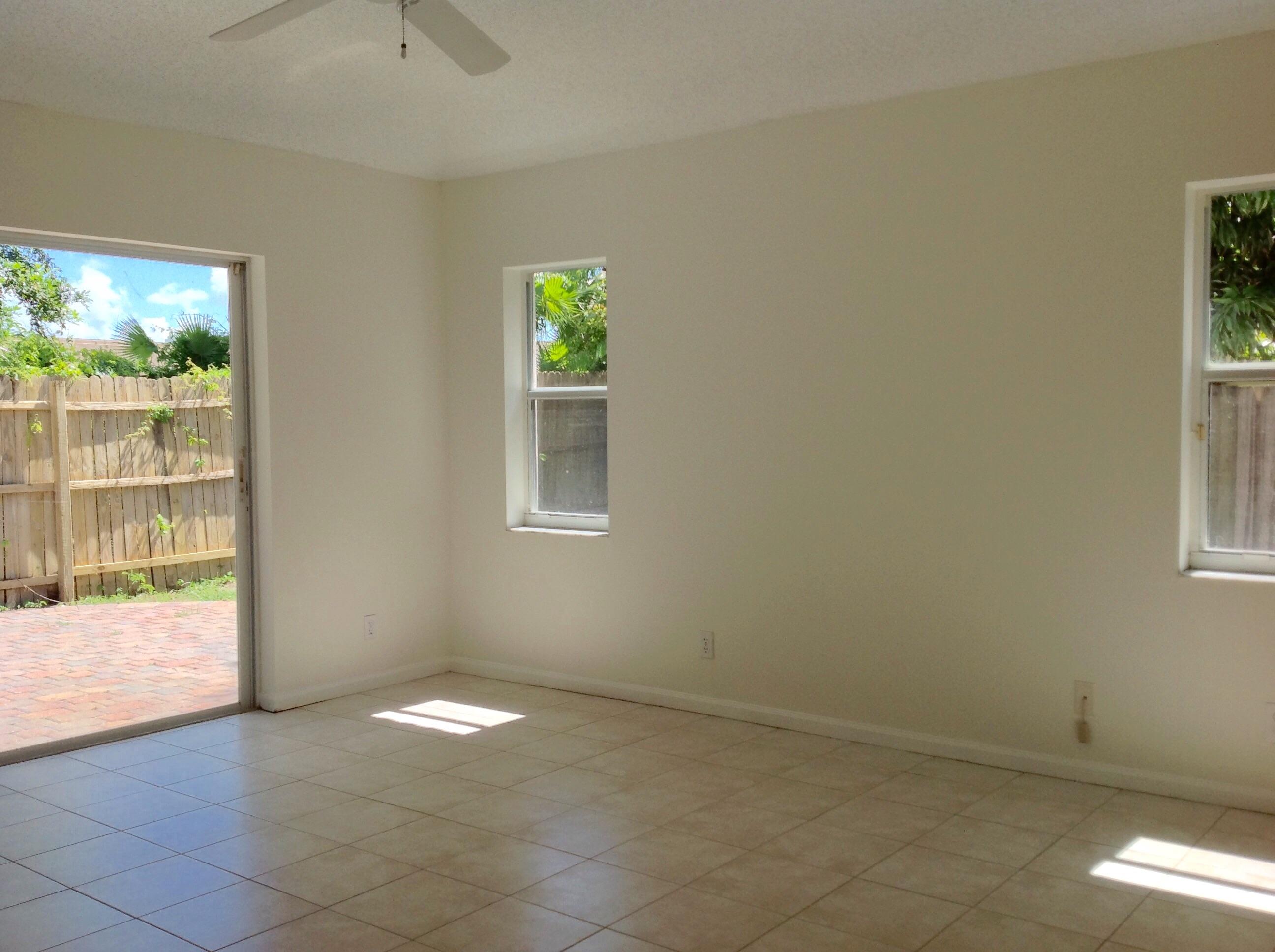 4830 South Lee Road Delray Beach, FL 33445 - Photo 17 of 31 Master Bedroom