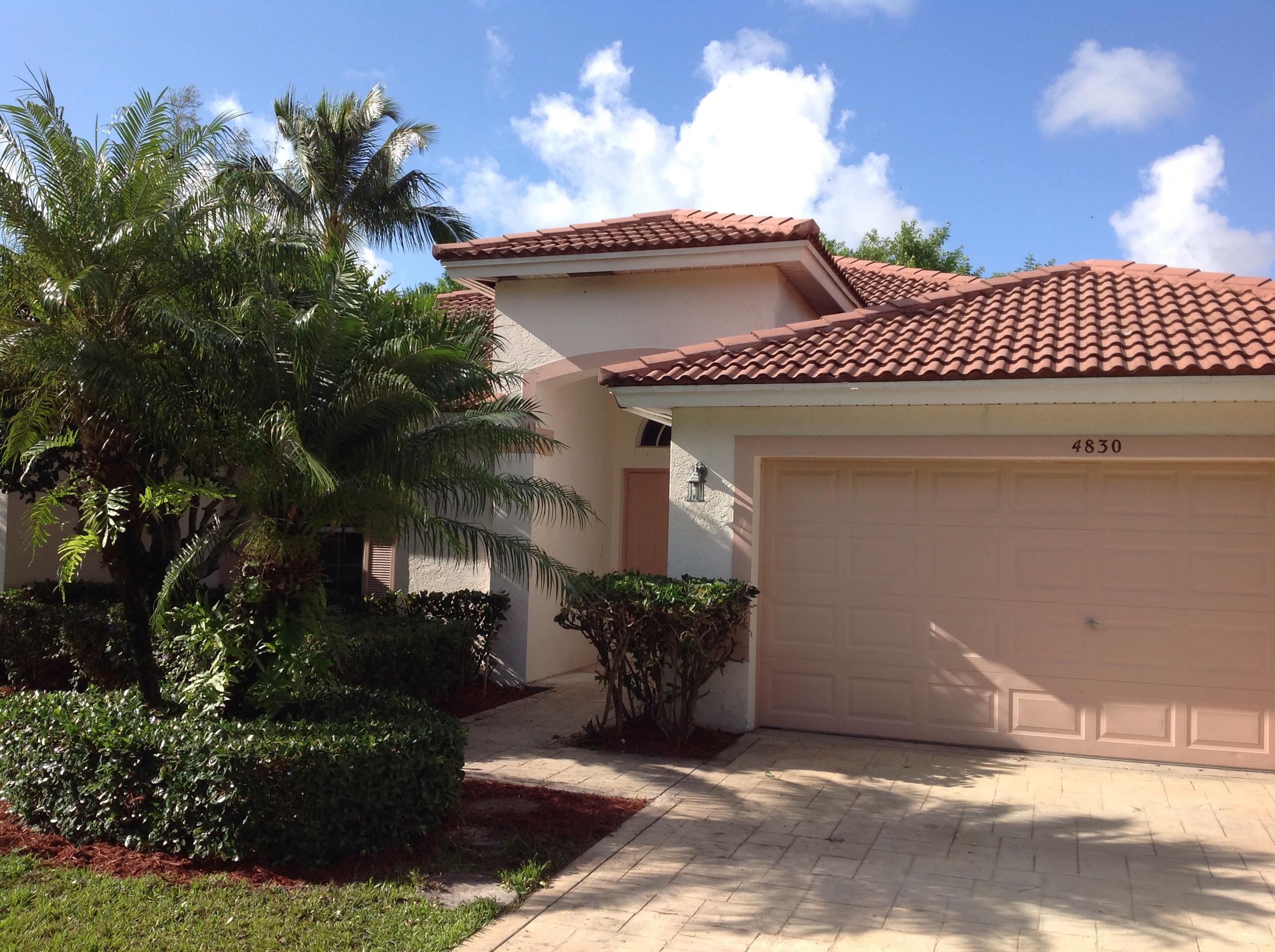 4830 South Lee Road Delray Beach, FL 33445 - Photo 2 of 31 Front Exposure