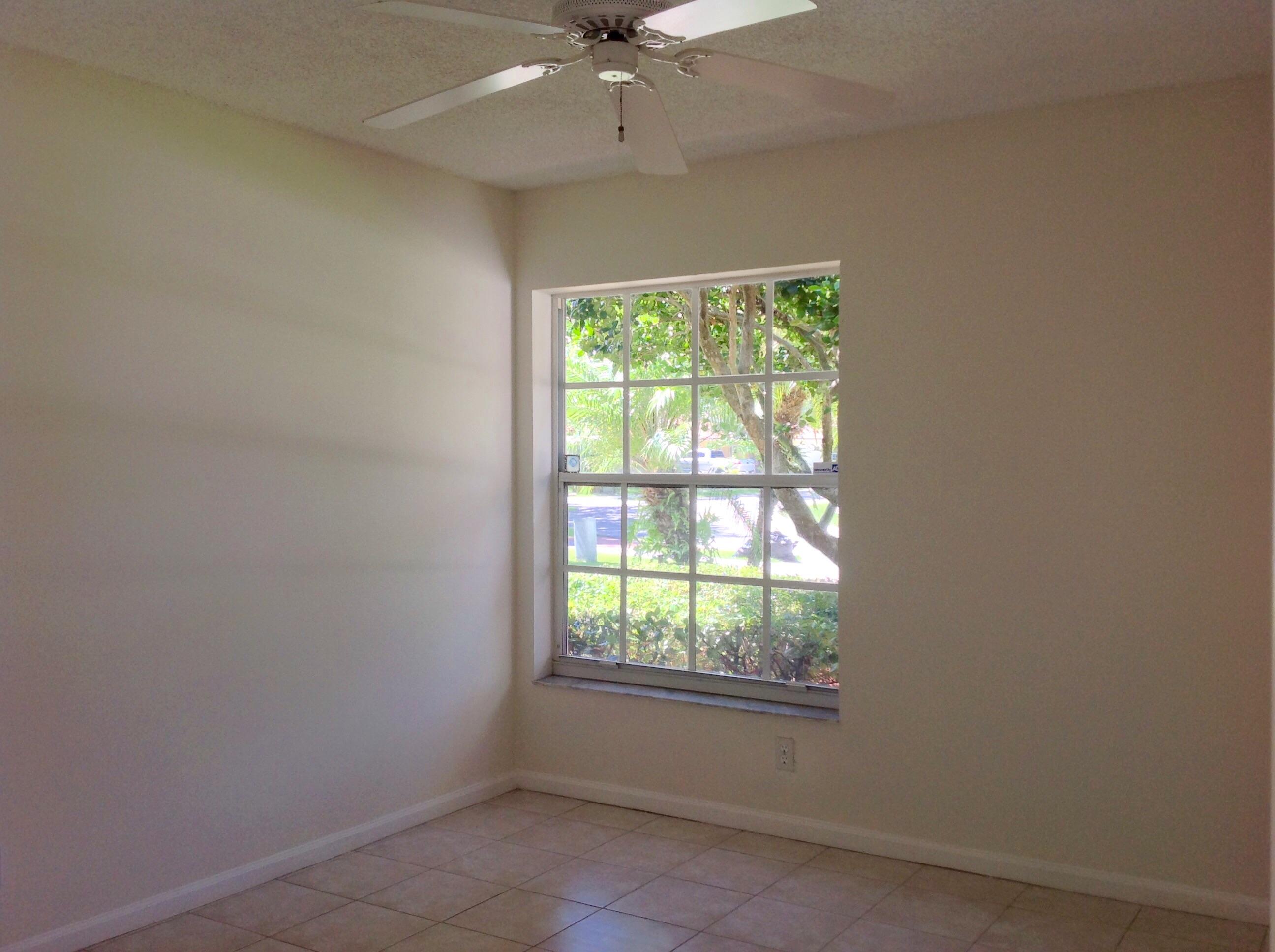 4830 South Lee Road Delray Beach, FL 33445 - Photo 24 of 31 Third Bedroom
