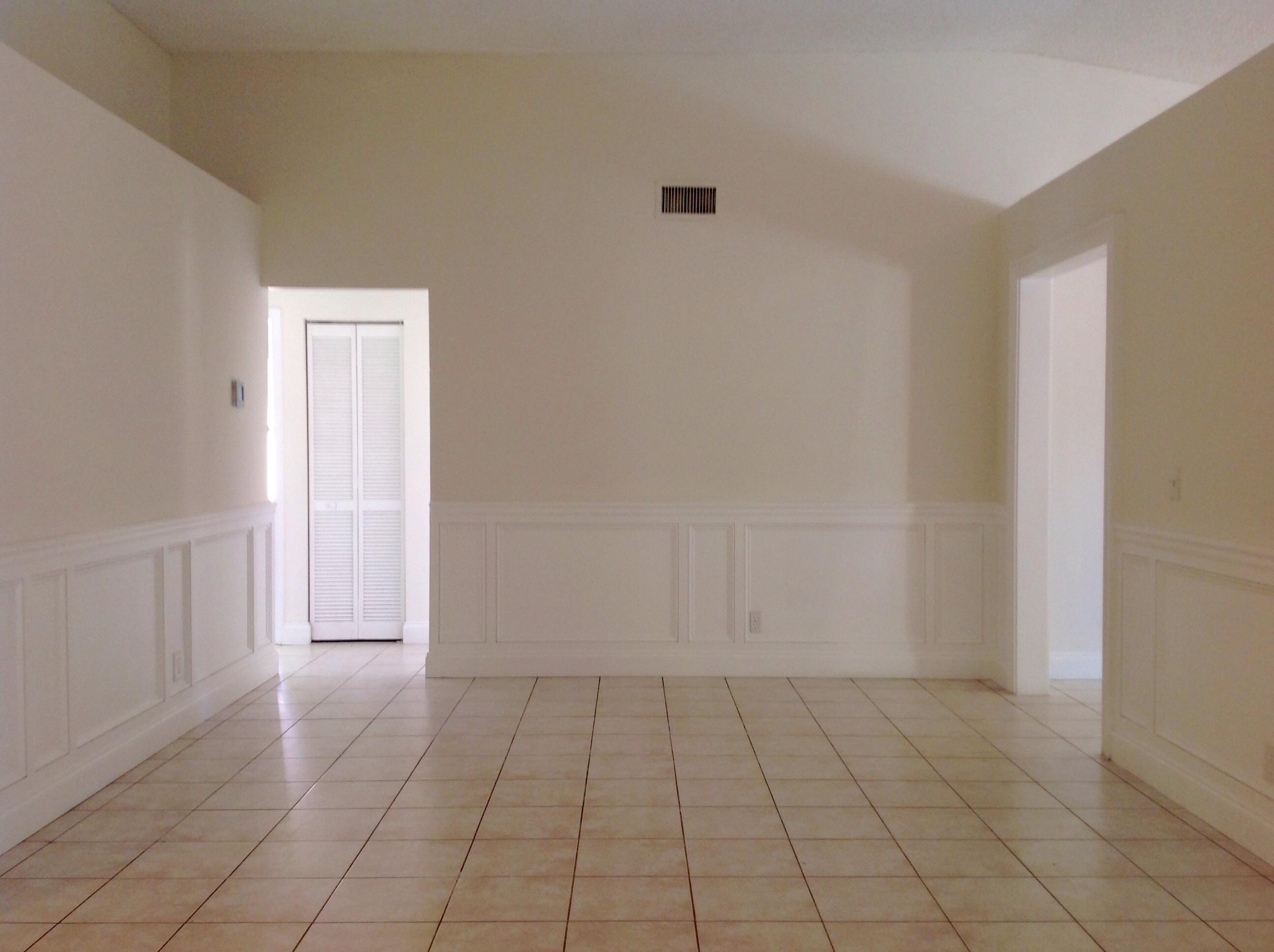 4830 South Lee Road Delray Beach, FL 33445 - Photo 9 of 31 Dining Room
