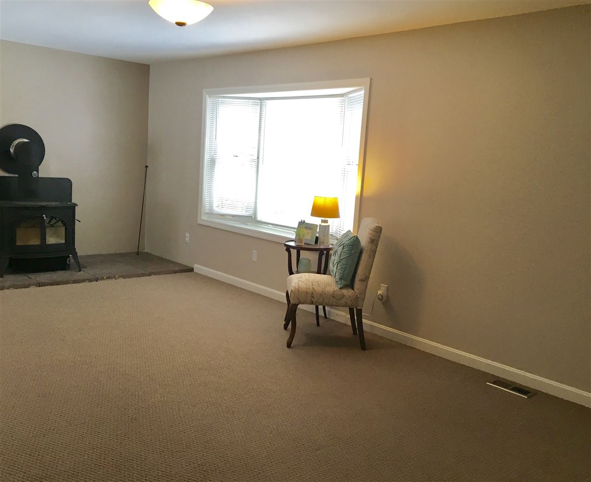 2898 Dugway Road Richmond, VT 05477 - Photo 8 of 32 Gallery Image 8