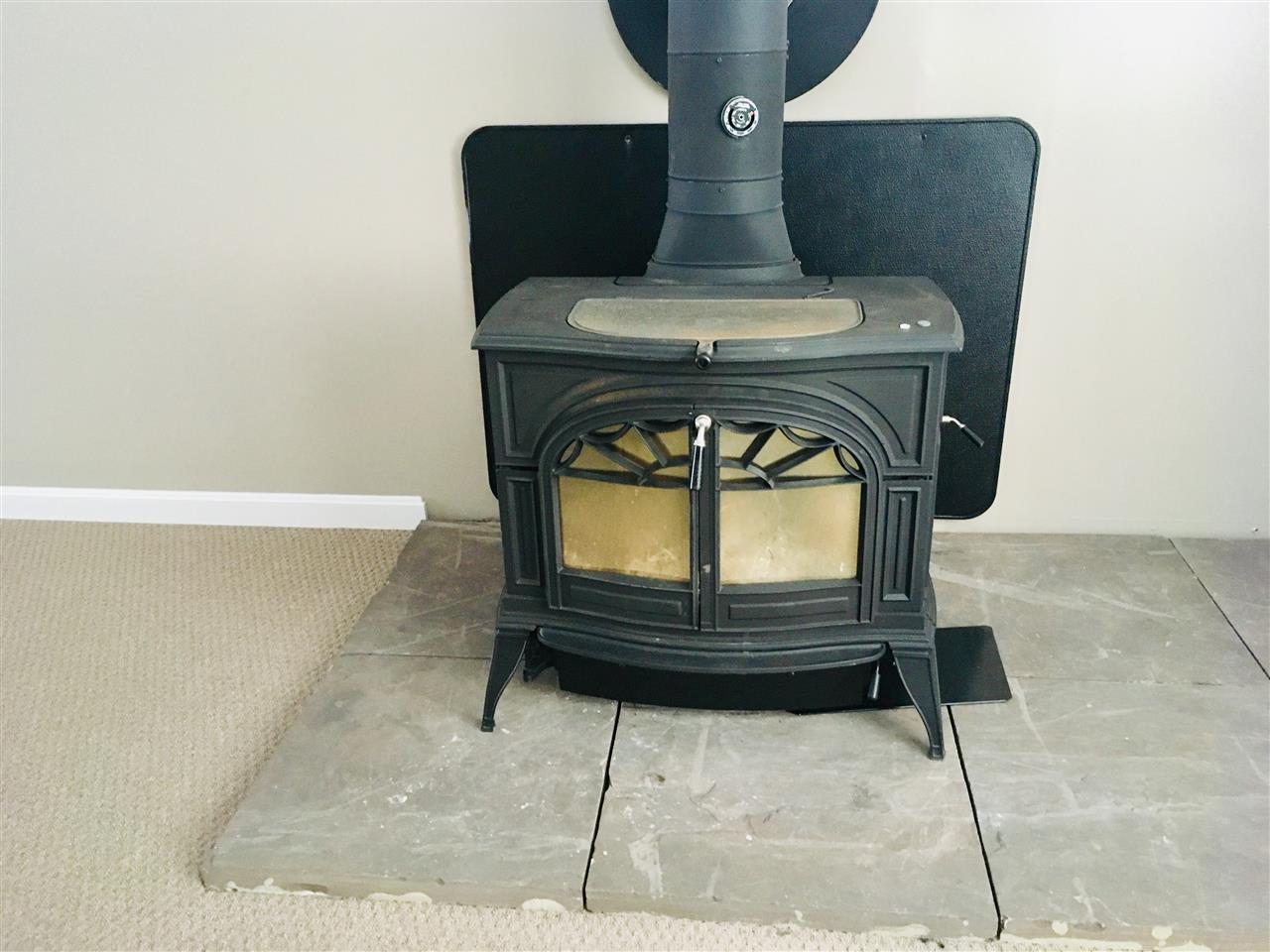 2898 Dugway Road Richmond, VT 05477 - Photo 9 of 32 Gallery Image 9