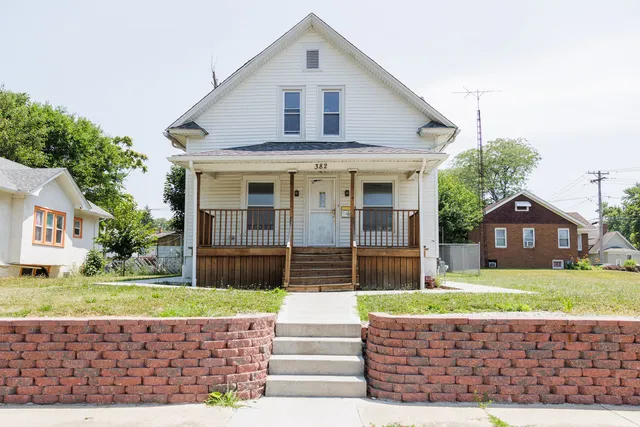 $225,000 | 382 South Elm Avenue, Kankakee, IL 60901